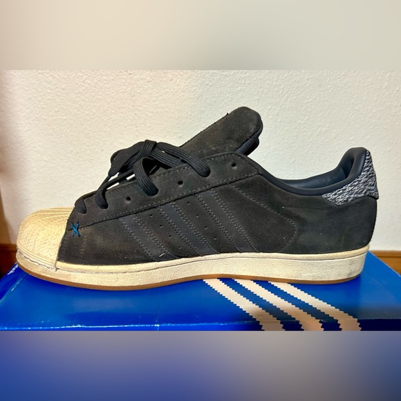 Adidas - Grey - men’s size 12 - Picture 5 of 7